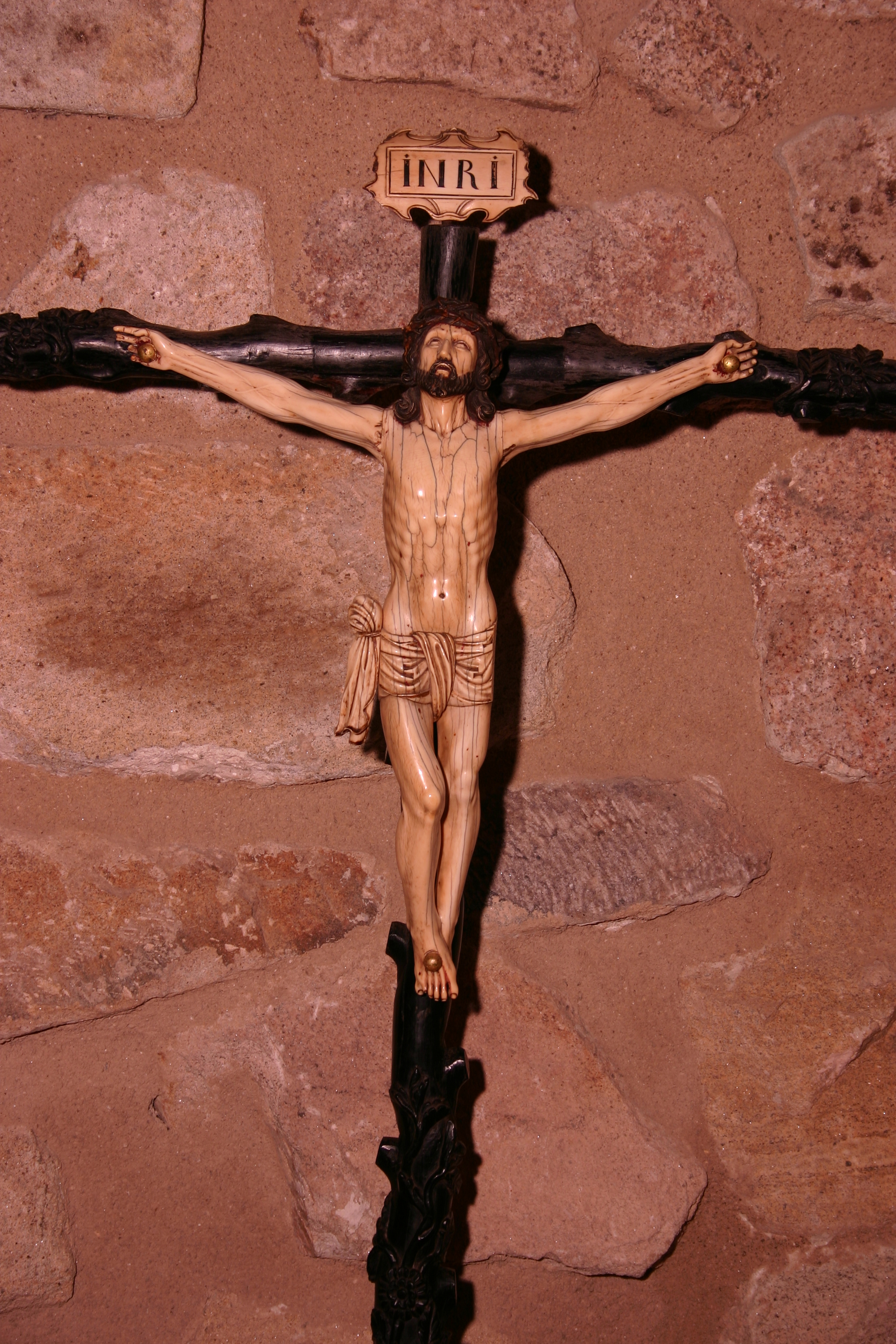 LOS CRUCIFICADOS DEL MONASTERIO DE SAN MIGUEL DE TRUJILLO