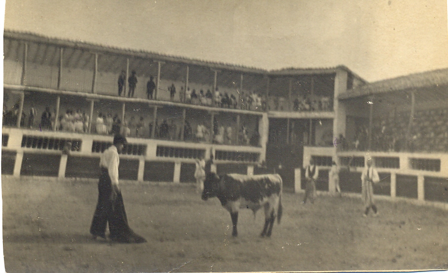 CIEN AÑOS COMO CIUDAD DE VILLANUEVA DEL ARZOBISPO (1920-2020) IV. TOROS EN LA PLAZA REAL, SÁNCHEZ MEGÍAS Y LA CHELITO
