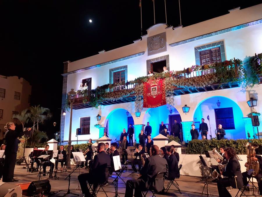 LA LOA A LA VIRGEN DE LOS REMEDIOS CUBRE DE EMOCIÓN LA DESPEDIDA A LA PATRONA DE ARIDANE (CANARIAS)