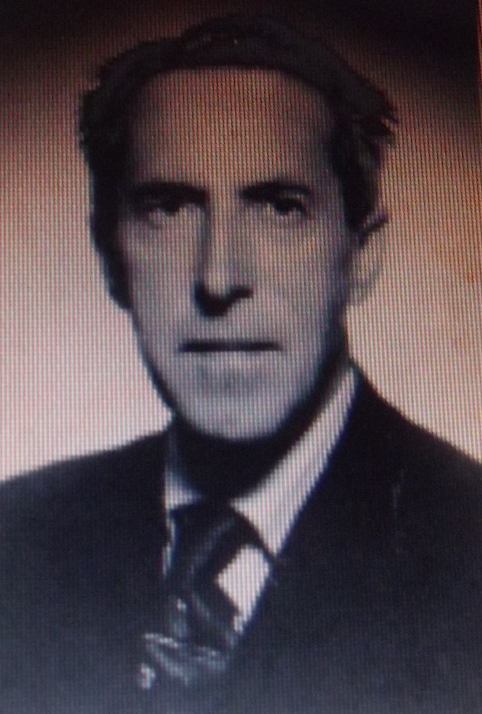 ARCADIO JOSÉ GONZÁLEZ GRANDA, POETA COLUNGUÉS