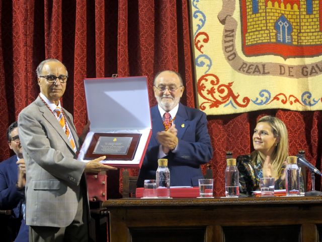 PUBLICADO EN ACTAS DEL XLV CONGRESO DE LA REAL ASOCIACIÓN ESPAÑOLA DE CRONISTAS OFICIALES • LOS CRONISTAS DE PEDANÍAS Y DIPUTACIONES DE LA REGIÓN DE MURCIA