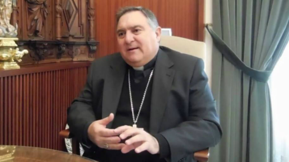 LAS PALMAS DA LA BIENVENIDA AL OBISPO • JOSÉ MAZUELOS, NUEVO OBISPO DE LA DIÓCESIS DE CANARIAS, TOMA POSESIÓN EN LA TARDE DE ESTE VIERNES EN LA CATEDRAL DE SANTA ANA