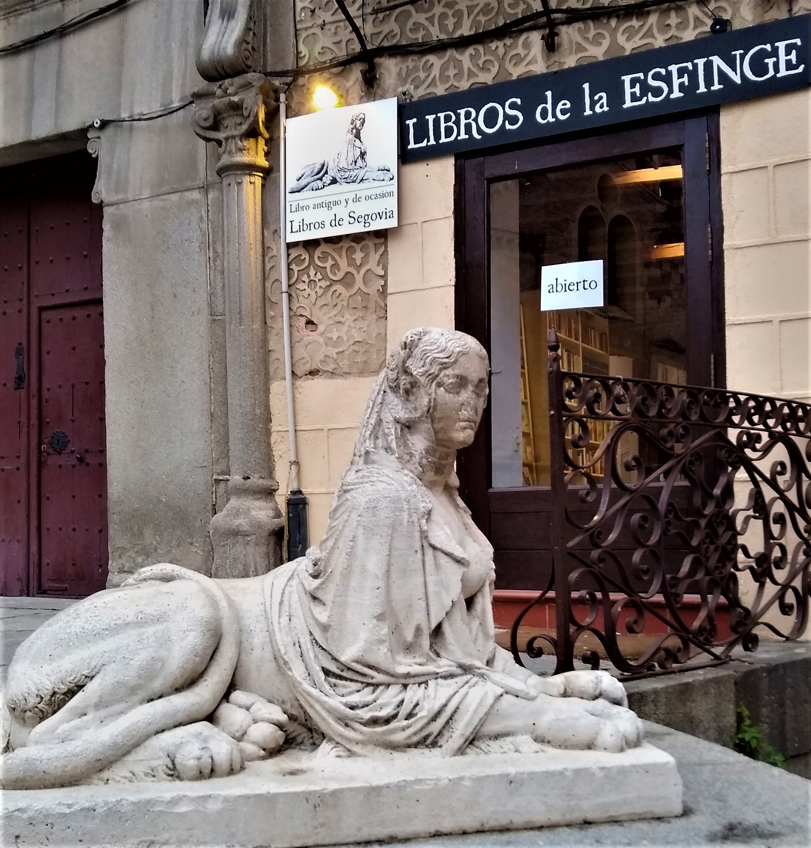 LIBROS DE LA ESFINGE