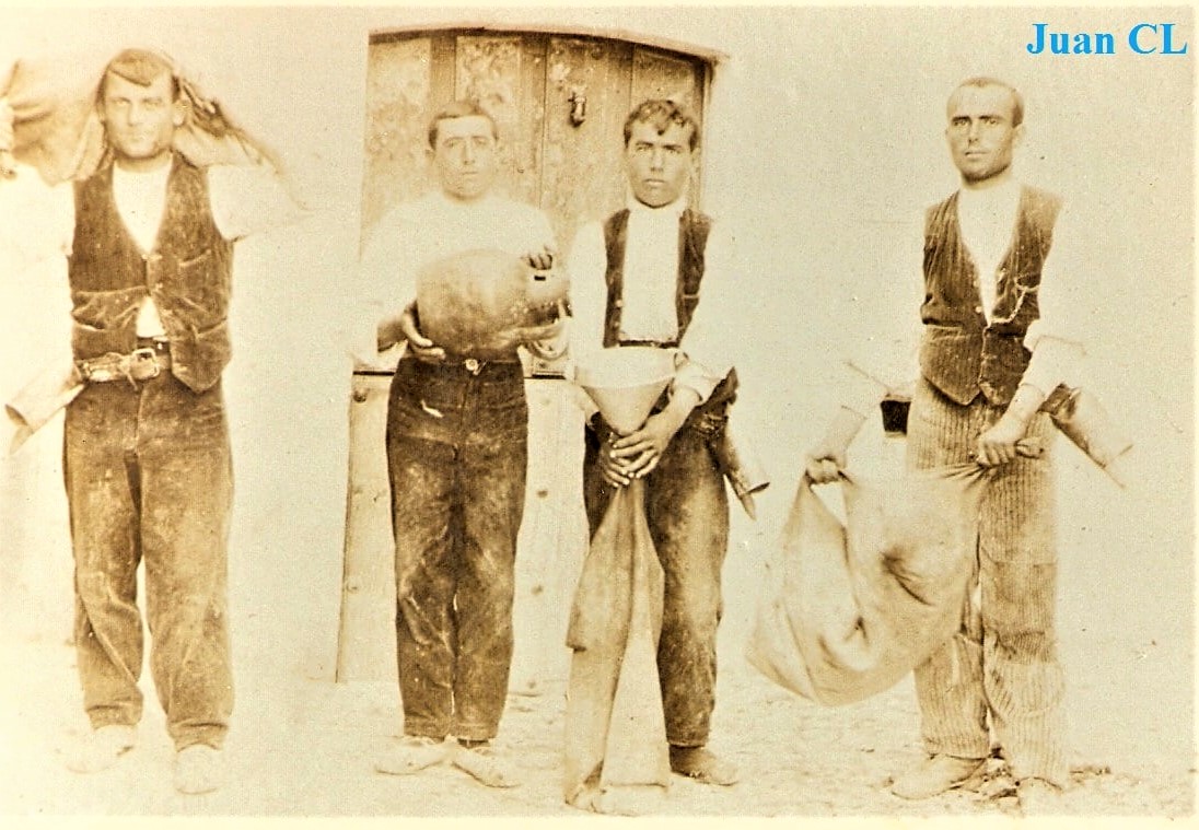 SALUDO FUENTEPIÑELANO 2517. «POR SAN ANDRÉS, EL VINO NUEVO AÑEJO ES».