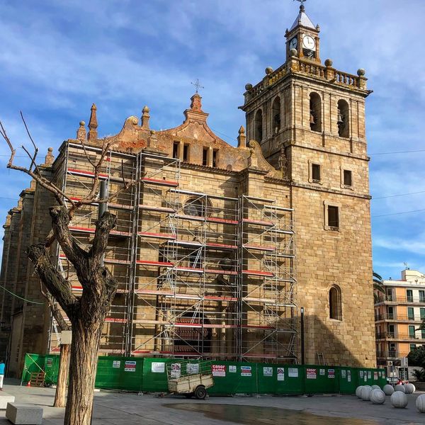DE LOS «ALARIFES» Y OTRAS PALABRAS…