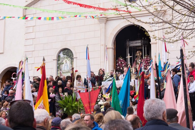 LA ROMERÍA DE LA VIRGEN DE LA CABEZA EN LA HOYA DEL SALOBRAL DE NOALEJO (JAÉN)