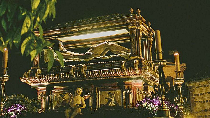 VINCULAN EL SARCÓFAGO DEL SEPULCRO DE EL CARPIO A GREGORIA FERNÁNDEZ