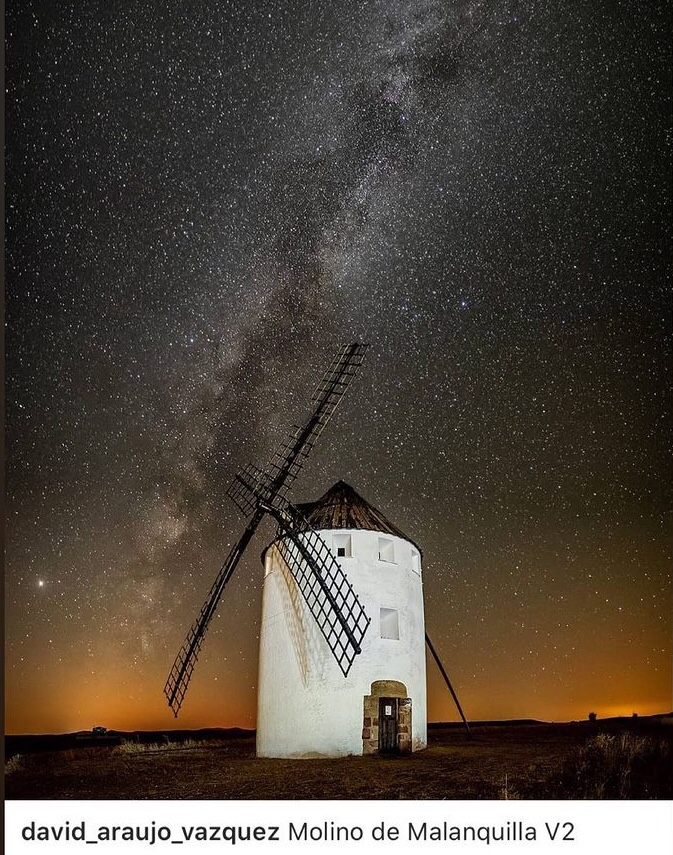 HAGAMOS OFICIAL EL DÍA MUNDIAL DE LOS MOLINOS DE VIENTO EL DÍA 23 DE ABRIL