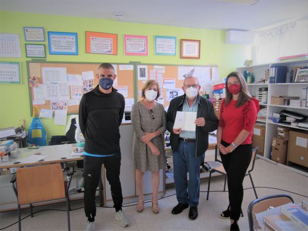 EL LUGAR MÁS BONITO DEL MUNDO, MONTIJO