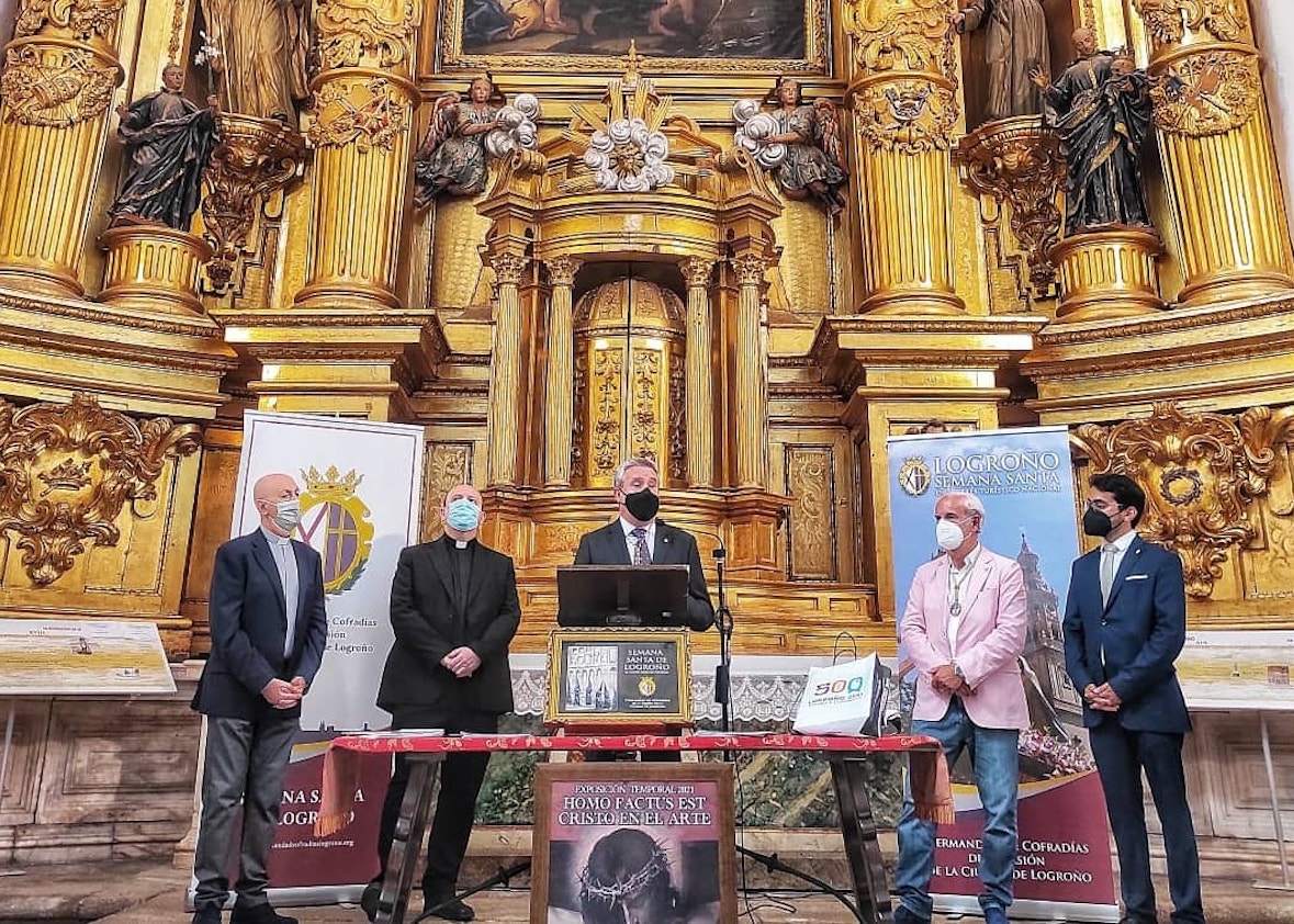 LA HERMANDAD DE COFRADÍAS PRESENTA EN CÁCERES LA EXPOSICIÓN «HOMO FACTUS EST CRISTO EN EL ARTE»
