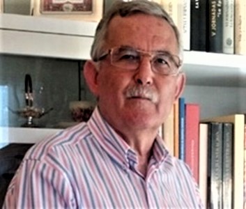 LA HERMANDAD DE SAN JOAQUIN Y SANTA ANA DE CAÑADA ROSAL OTORGA LA PRIMERA MEDALLA DE ORO PARA JOSE ANTONIO FILTER