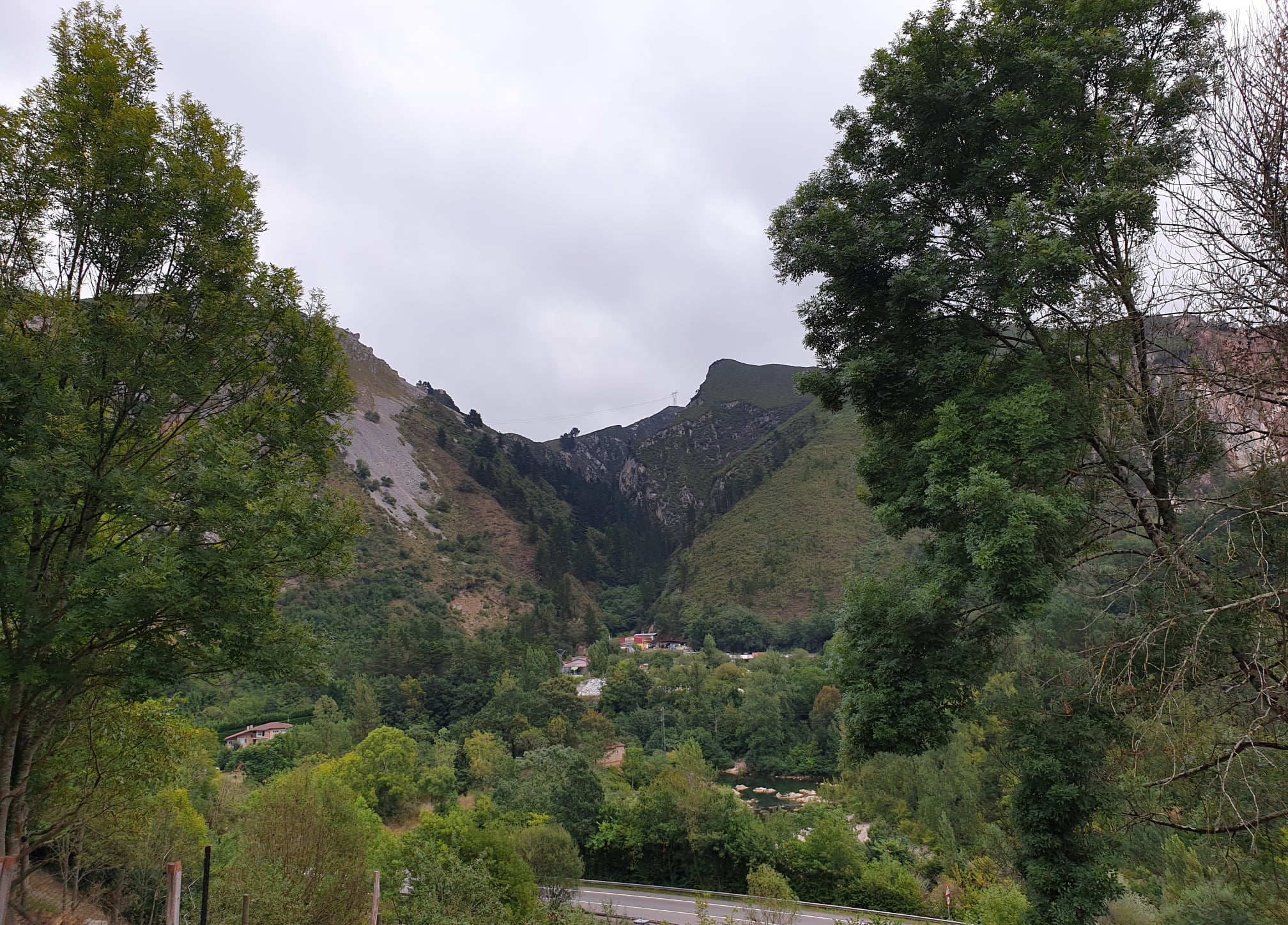SOBREPIEDRA, UN PUEBLO ESTRATÉGICO MIRANDO AL SELLA