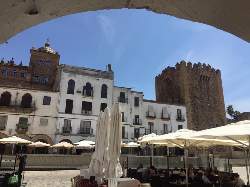 LA CIUDAD MONUMENTAL DE CÁCERES