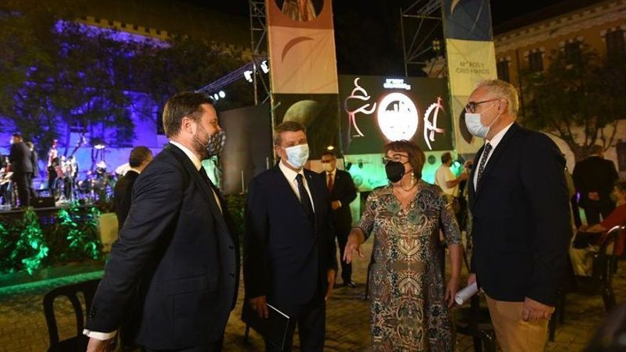 CUATRO VOCES PARA REVIVIR LOS ORÍGENES DE MOROS Y CRISTIANOS