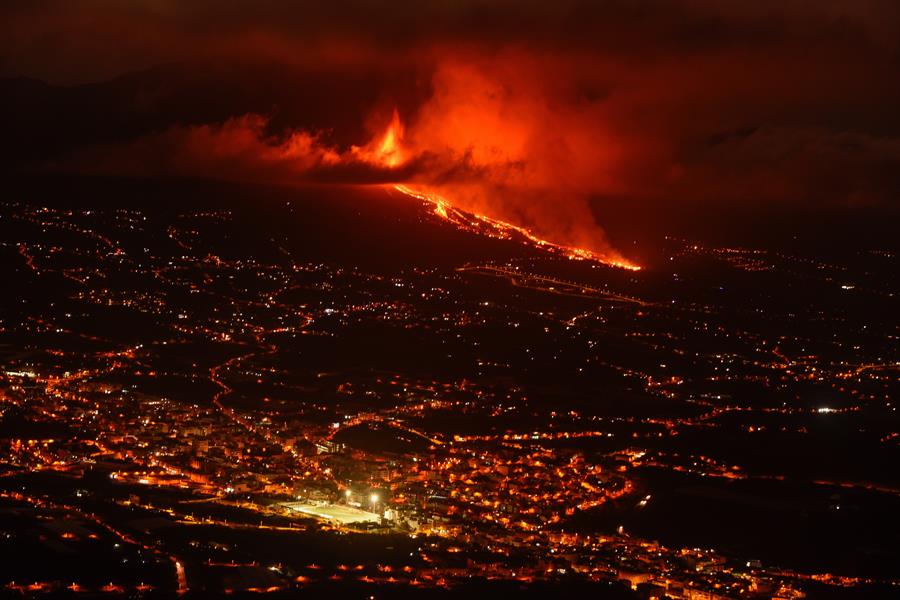 NUESTRO APOYO Y SOLIDARIDAD CON LOS AFECTADOS POR EL VOLCAN DE LA PALMA
