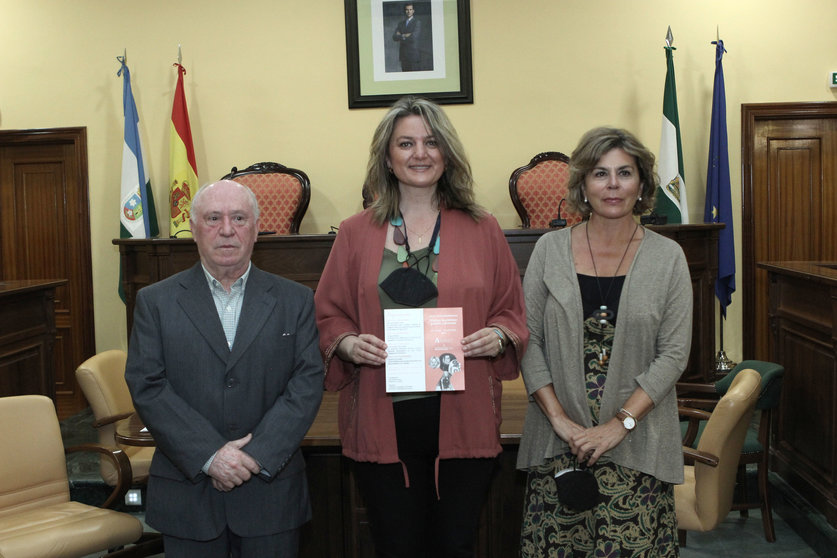 CRONISTAS DE LUCENA RESCATAN LA MEMORIA DE MUJERES RELEVANTES EN LA HISTORIA LOCAL