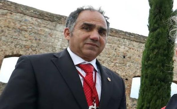 AUSENCIA DE LOLO, EL CASTAÑERO