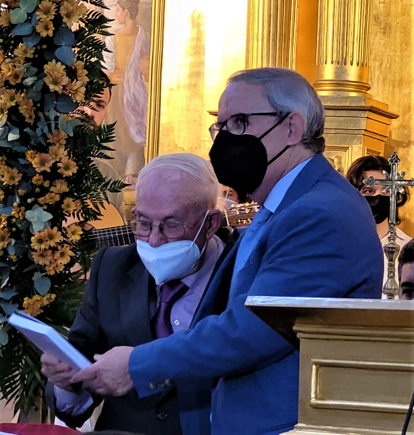 EXTRAORDINARIA ACOGIDA DEL LIBRO «FERNANDO FLORES PISTÓN. LA HUELLA IMBORRABLE DE UN HOMBRE DE DIÓS