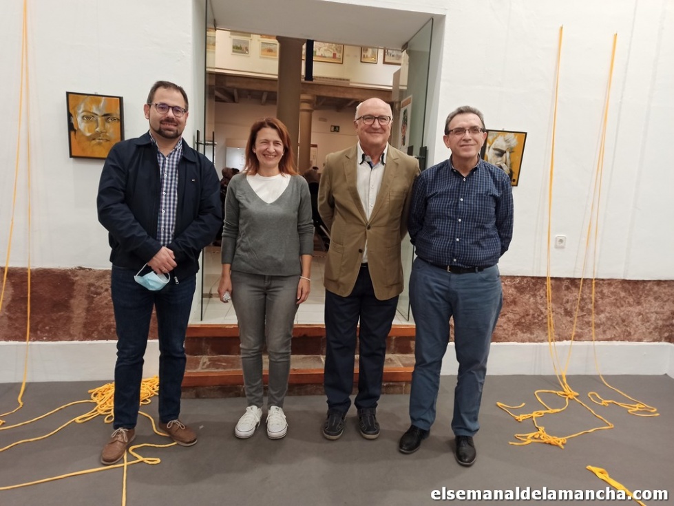 EL ATENEO DE ALCÁZAR ACOGE LA PRESENTACIÓN DE UNA DE LAS ÚLTIMAS CREACIONES DEL AUTOR CONQUENSE MIGUEL ROMERO