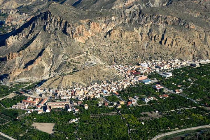 CORRIMIENTO DE TIERRA O AVALANCHA DE LAVA