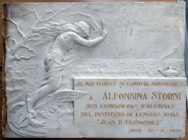 SOBRE ALFONSINA STORNI