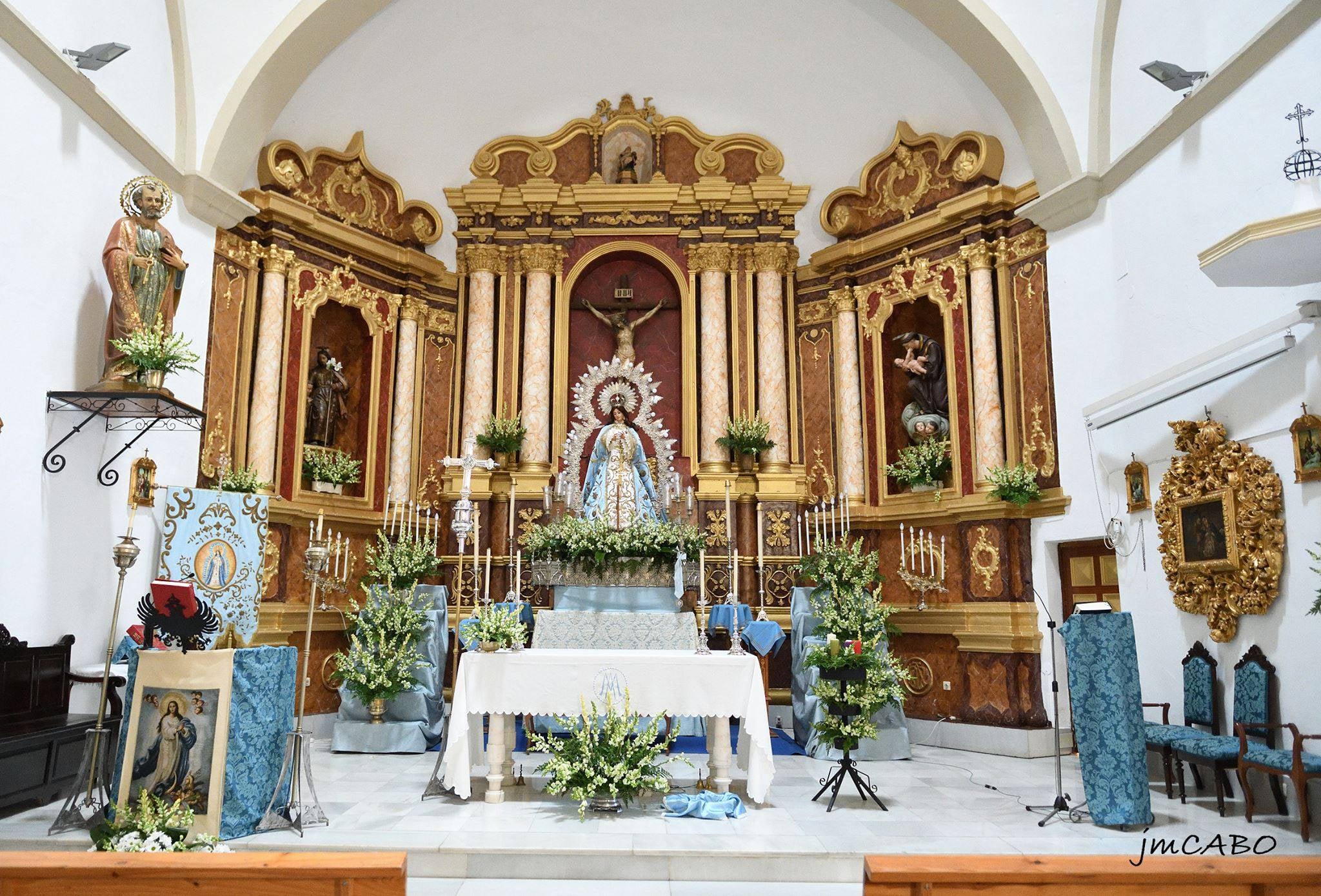 EL ESPEJO DE LOS DÍAS