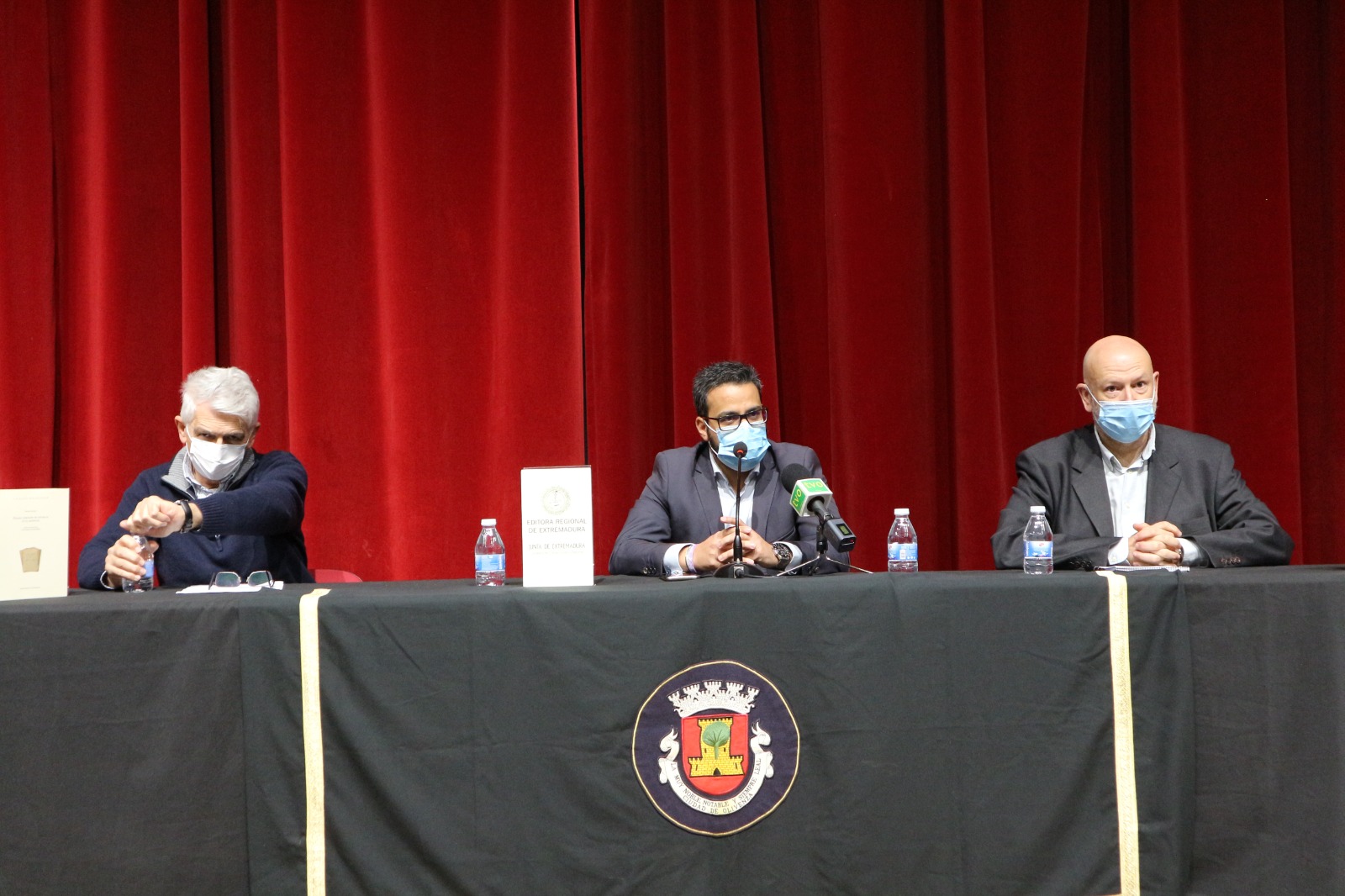 EL ILUSTRE Y UNIVERSAL POETA OLIVENTINO MANUEL PACHECO VUELVE A SER PROTAGONISTA EN OLIVENZA