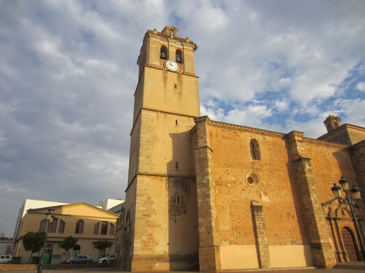 LA MIRADA DE MONTIJO ESTÁ EN ESTA TORRE.