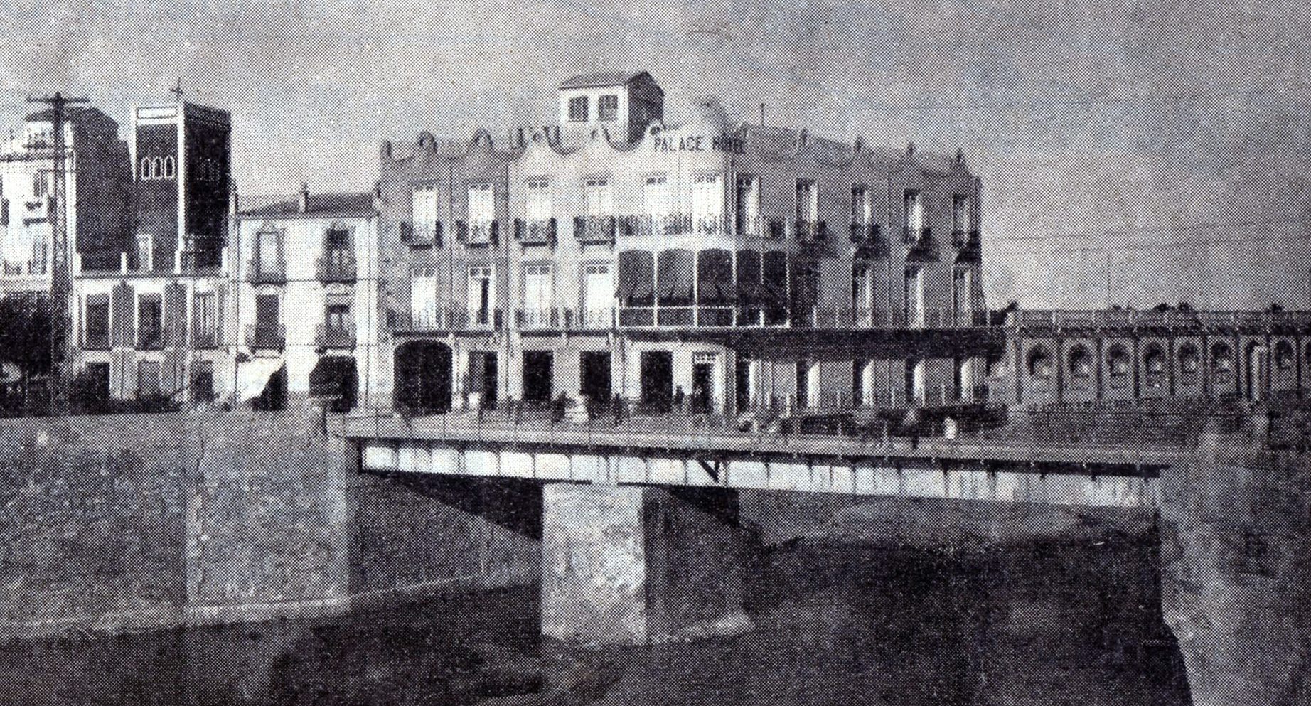 EL HOTEL PALACE Y OTROS ALOJAMIENTOS PARA VIAJEROS