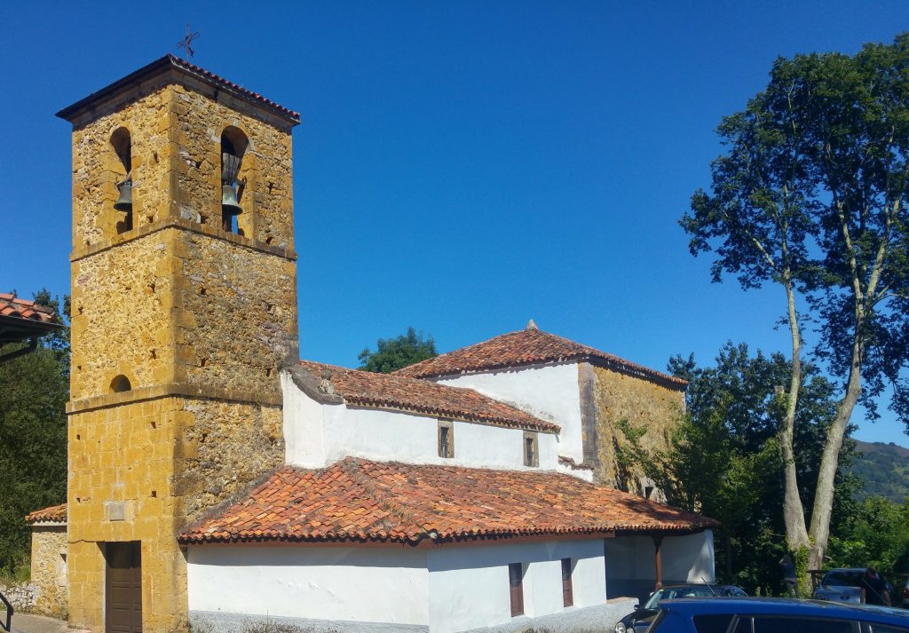 Foto de Iglesia de San Juan de Parres. en Onís, Asturias