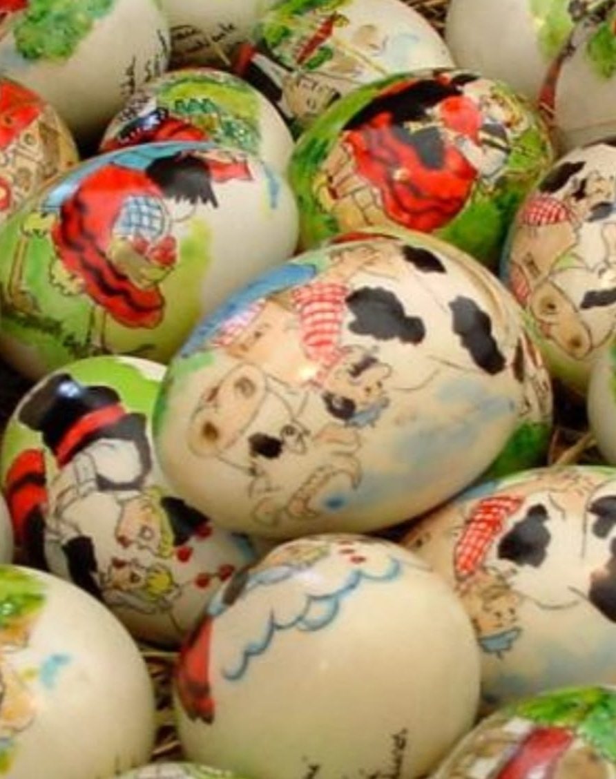 LES HISTORIES DE FIDALGO: Y HOY, EN POLA DE SIERO, HUEVOS PINTOS.