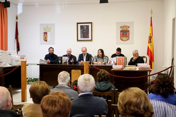PAREJA (GUADALAJARA). LA CELEBRACIÓN DEL DÍA DEL LIBRO PONE EL BROCHE DE ORO AL «ABRIL CULTURAL»