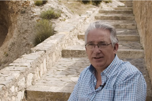 VICENTE VÁZQUEZ PARTICIPA EN LAS JORNADAS DE DIVULGACIÓN DE LAS CIENCIAS AUXILIARES DE LA HISTORIA EN VILLENA