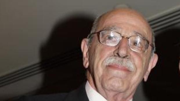 FALLECE ENRIQUE DE AGUINAGA, MAESTRO DE PERIODISTAS
