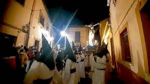 RECOGIMIENTO Y DEVOCIÓN EN LA NOCHE AREVALENSE