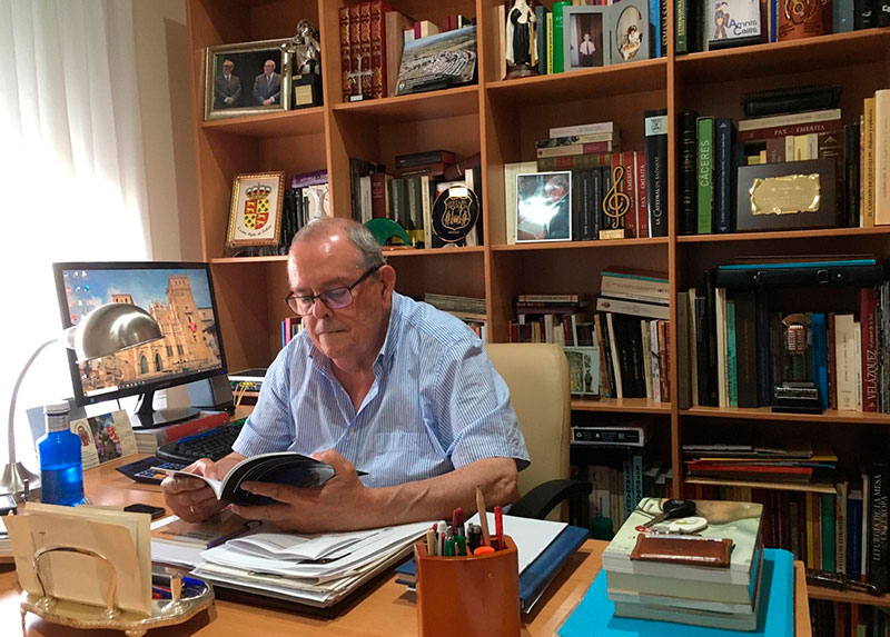 MANUEL GARCÍA CIENFUEGOS Y ANTONIO SÁNCHEZ ‘SANFER’. DOS EJEMPLOS A SEGUIR. JOSÉ LUIS MOLINA BOLAÑOS