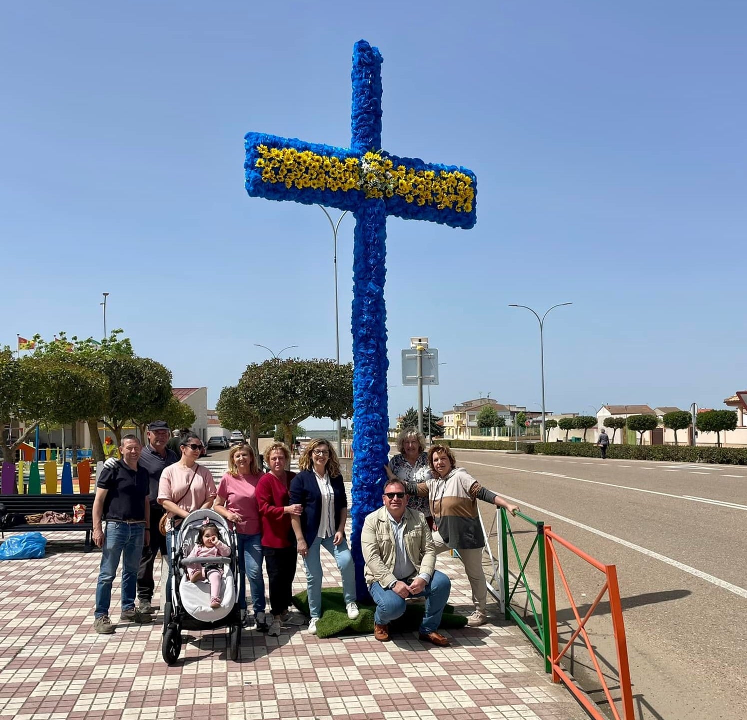 CRUZ DE MAYO POR LA PAZ EN UCRANIA
