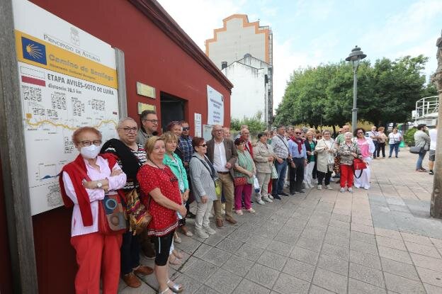 LOS AVILESINOS DE SAN CIPRIÁN RECORREN EL CAMINO DE SANTIAGO