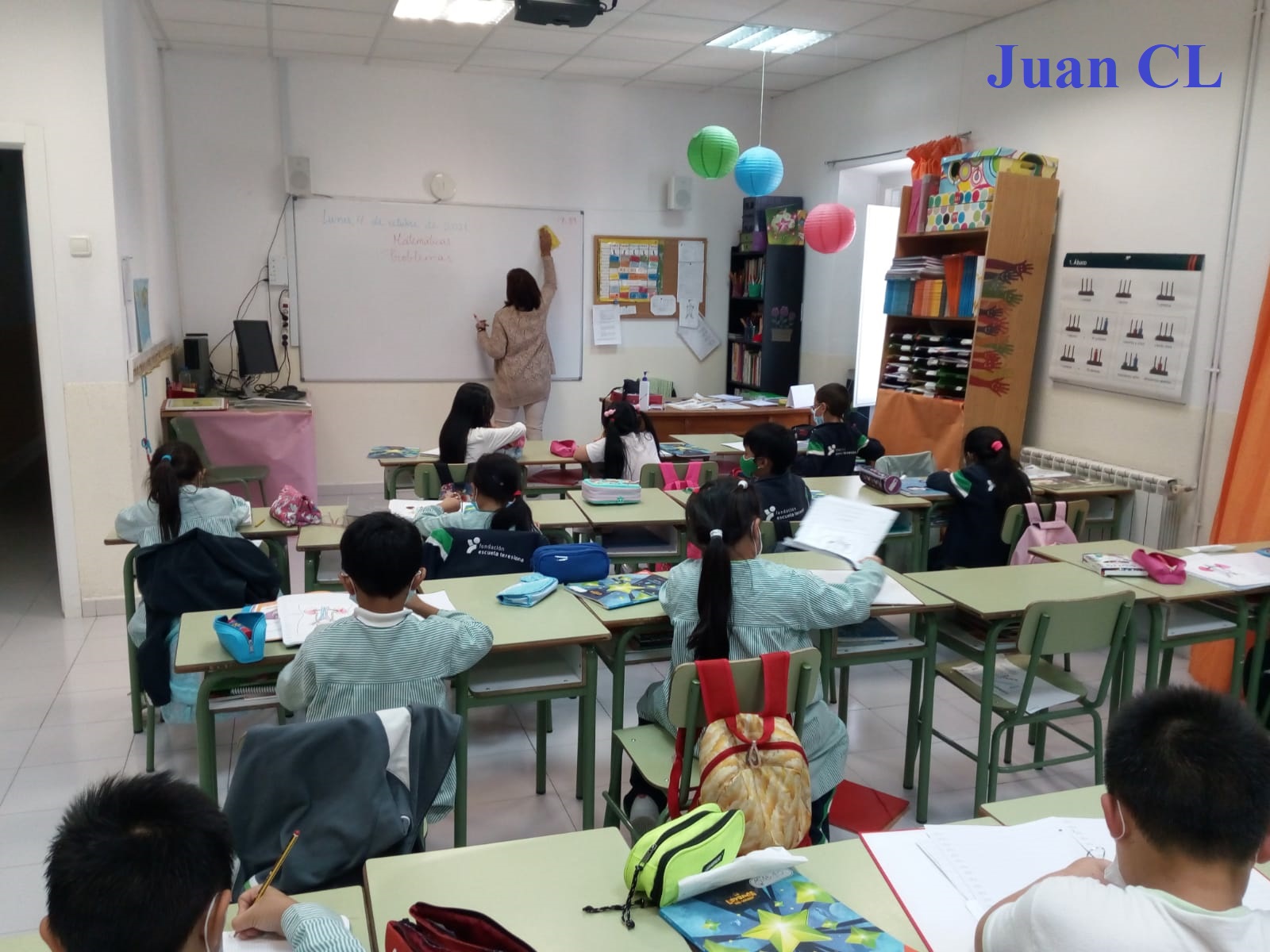 SALUDO FUENTEPIÑELANO 3238 – DÍA MUNDIAL DE DOCENTE