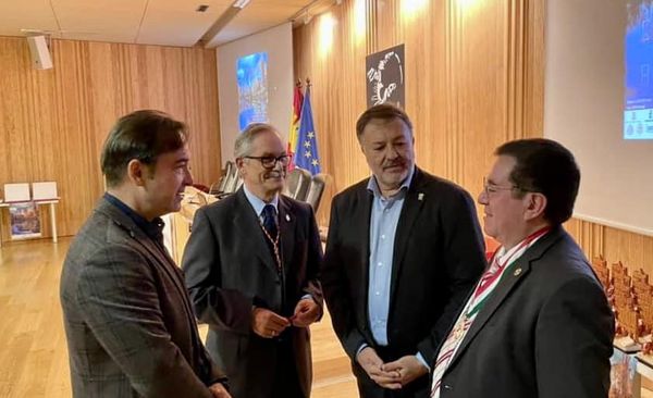 ENTREGA GALARDÓN 20 AÑOS DE CRONISTA