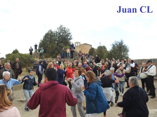 SALUDO FUENTEPIÑELANO-SEGOVIANO 3266 – VIVA SAN FRUTOS