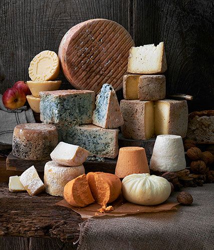 LES HISTORIES DE FIDALGO – POR LOS MERCADOS DE ASTURIAS…