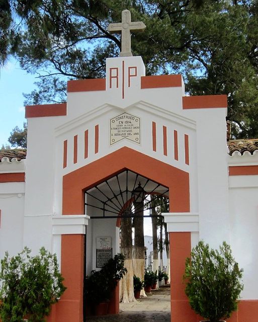 CEMENTERIO MUNICIPAL
