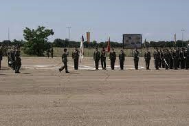 UNIDAD ACORAZADA (IV)