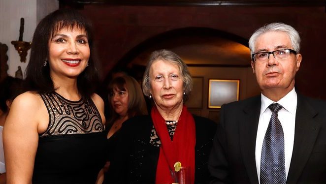 CÓCTEL DE BIENVENIDA DEL «II ENCUENTRO DEL POETAS DEL MUNDO»