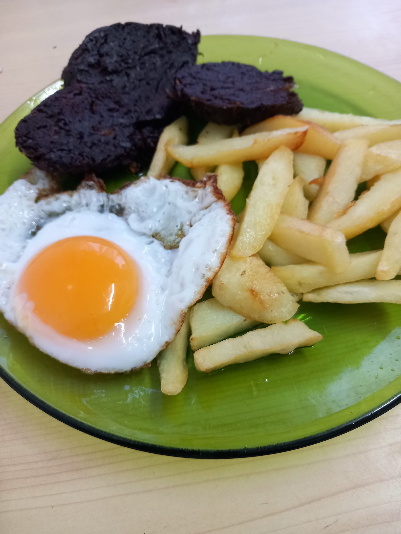 LES HISTORIES DE FIDALGO – MI CENA DE AYER  Y EL PRINCIPIO DE  CONTRADICCION.