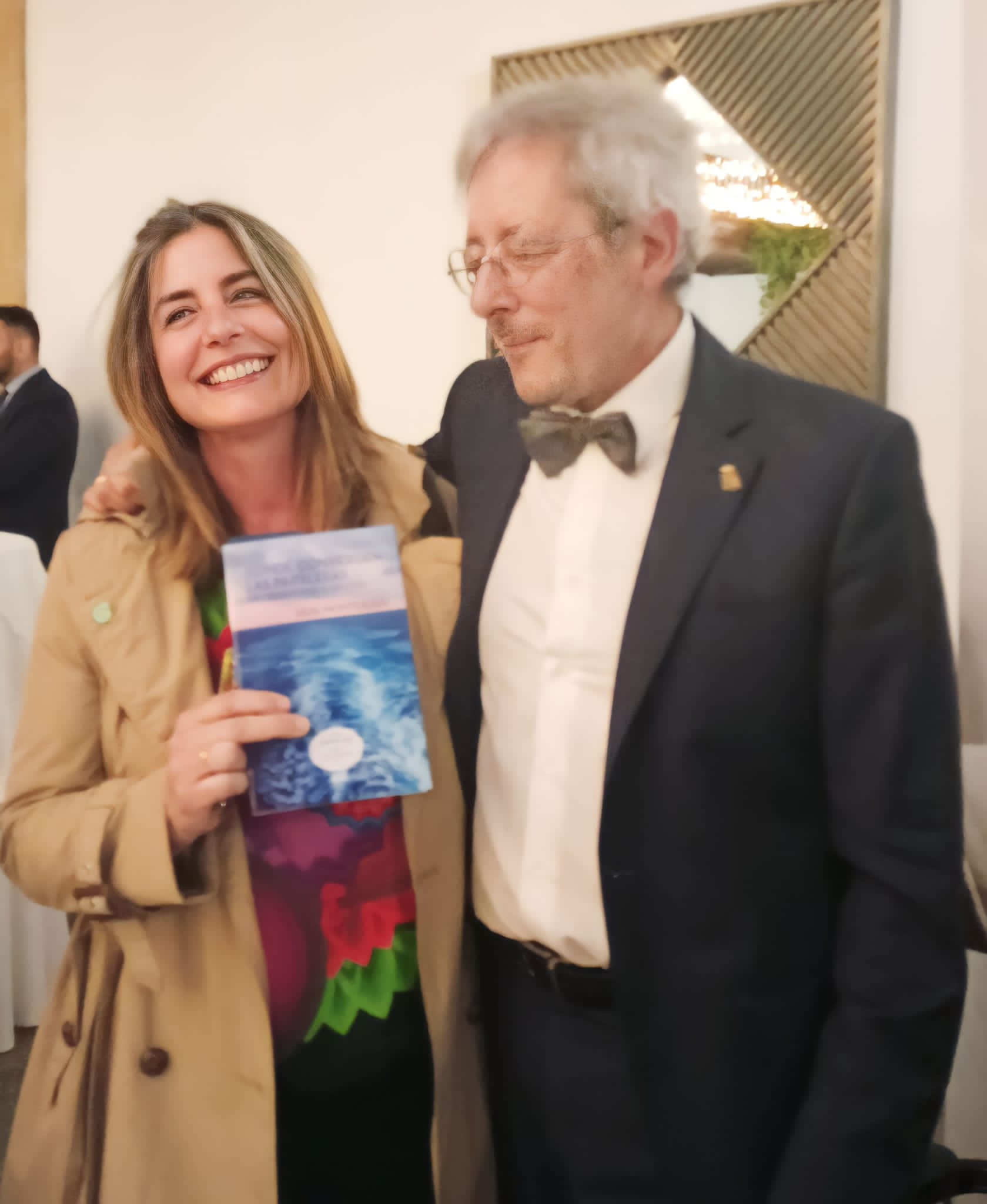 PRESENTACION EN EL HOTEL RECONQUISTA DEL LIBRO «DONDE CONVERGEN LAS PARALELAS.EL CRUCERO DEL BÁLTICO»