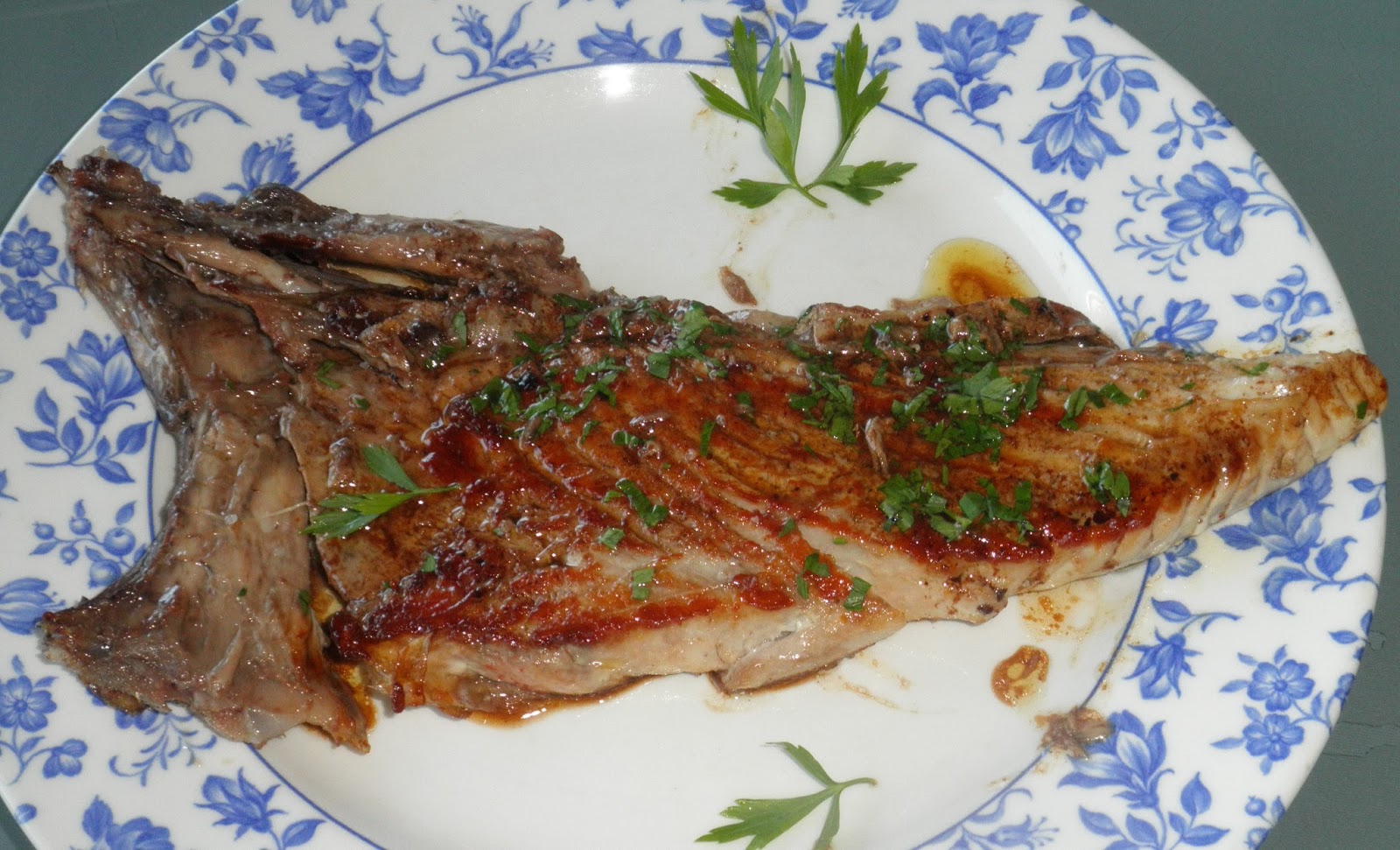 LES HISTORIES DE FIDALGO – VENTRISCA  (VENTRESCA) DE BONITO A LA PLANCHA