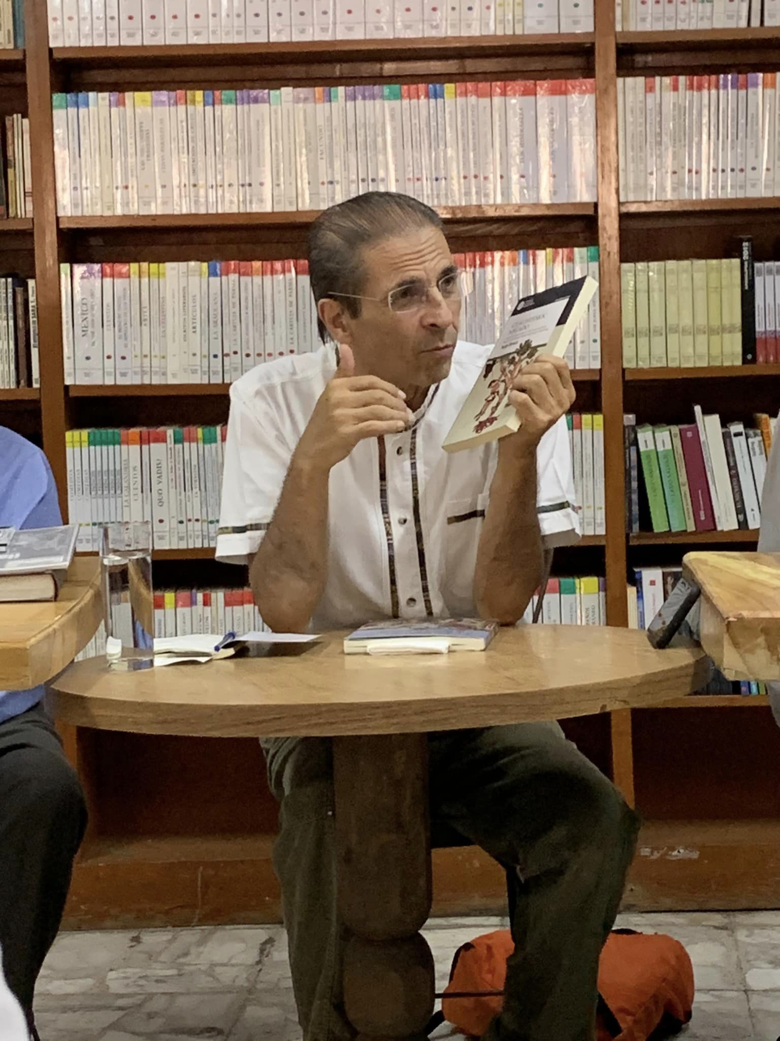 CRÓNICA DE ZACATECAS – PRESENTACIÓN DEL LIBRO «CUAUHTÉMOC NEGADO»