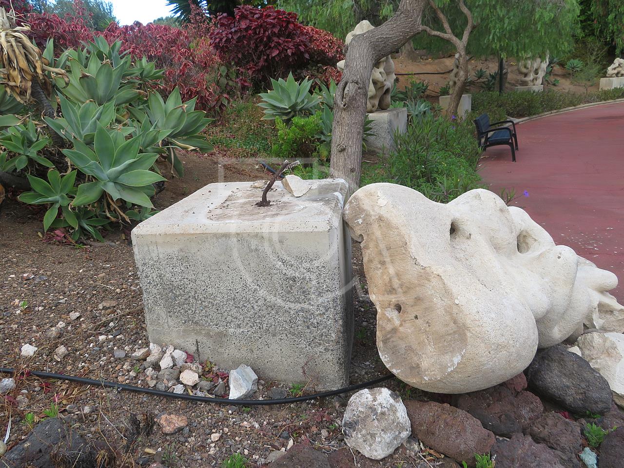 EL CRONISTA DE TELDE DEFIENDE RESTAURAR LA OBRA DAÑADA DE PLÁCIDO FLEITAS Y DEJARLA EN EL PARQUE